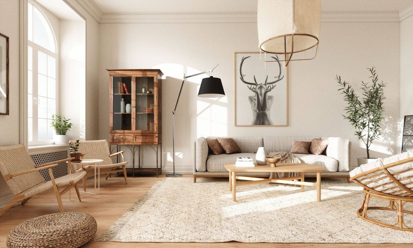 Desain ruang tamu minimalis elegan gaya japandi menggunakan furnitur space-saving dari kayu.